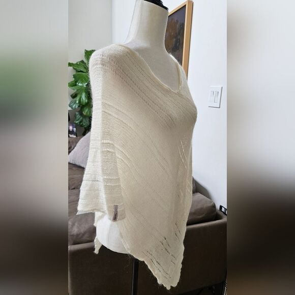 Talula Cream Women's Poncho Sweater - Picture 3 of 4